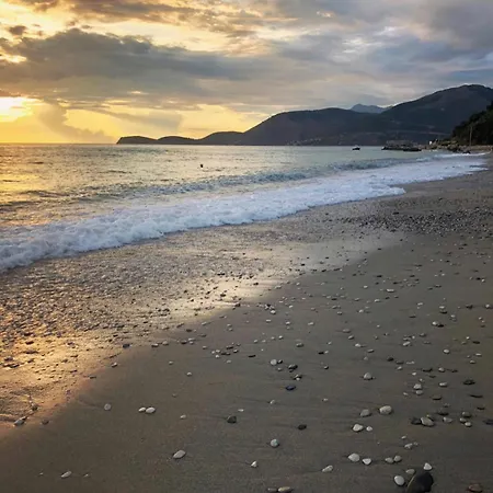 Apart-hotel Denny 3*