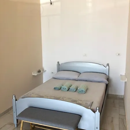 מלון דירות Denny